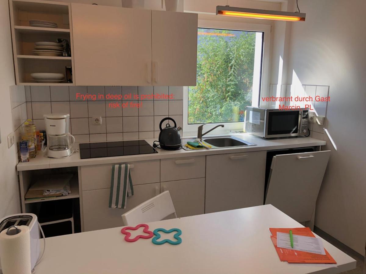 Altstadt Naehe 7 Min Fussweg Ueber Alte Maibruecke Zu Pension Mit Balkon & Garten, Ideal For Long Stay, Relocation Ochsenfurt Luaran gambar