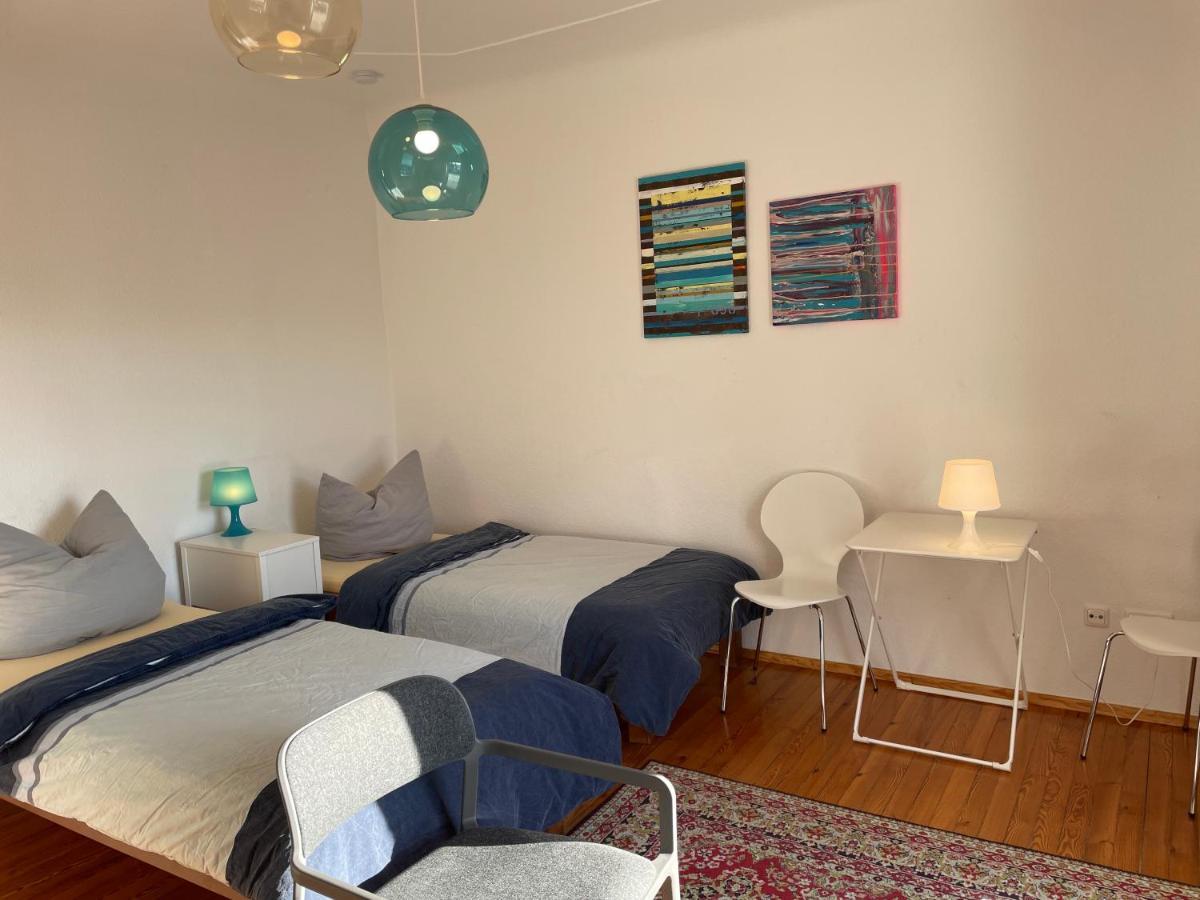 Altstadt Naehe 7 Min Fussweg Ueber Alte Maibruecke Zu Pension Mit Balkon & Garten, Ideal For Long Stay, Relocation Ochsenfurt Luaran gambar