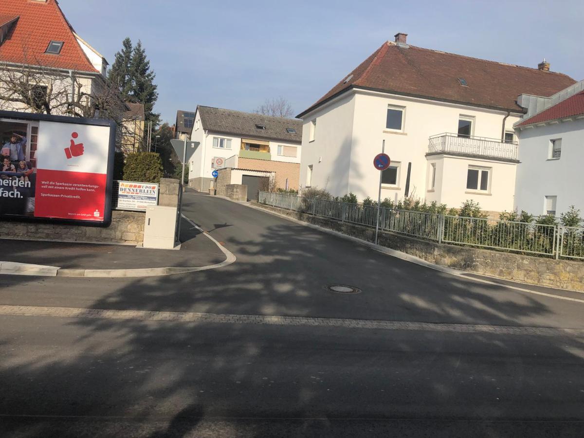 Altstadt Naehe 7 Min Fussweg Ueber Alte Maibruecke Zu Pension Mit Balkon & Garten, Ideal For Long Stay, Relocation Ochsenfurt Luaran gambar